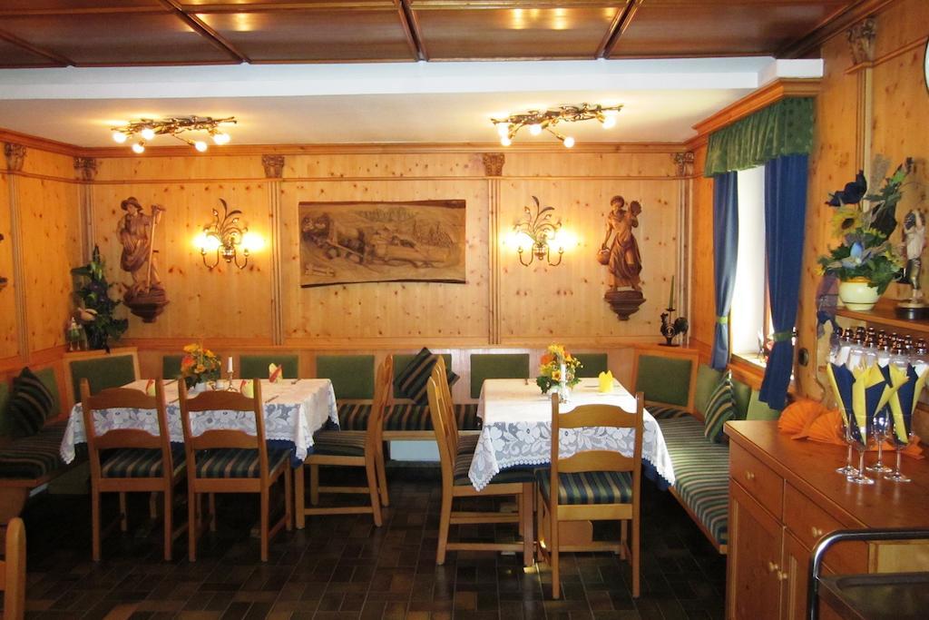 Gasthof Rodachtal Mit Gaestehaus Katharina Schwarzenbach am Wald ภายนอก รูปภาพ