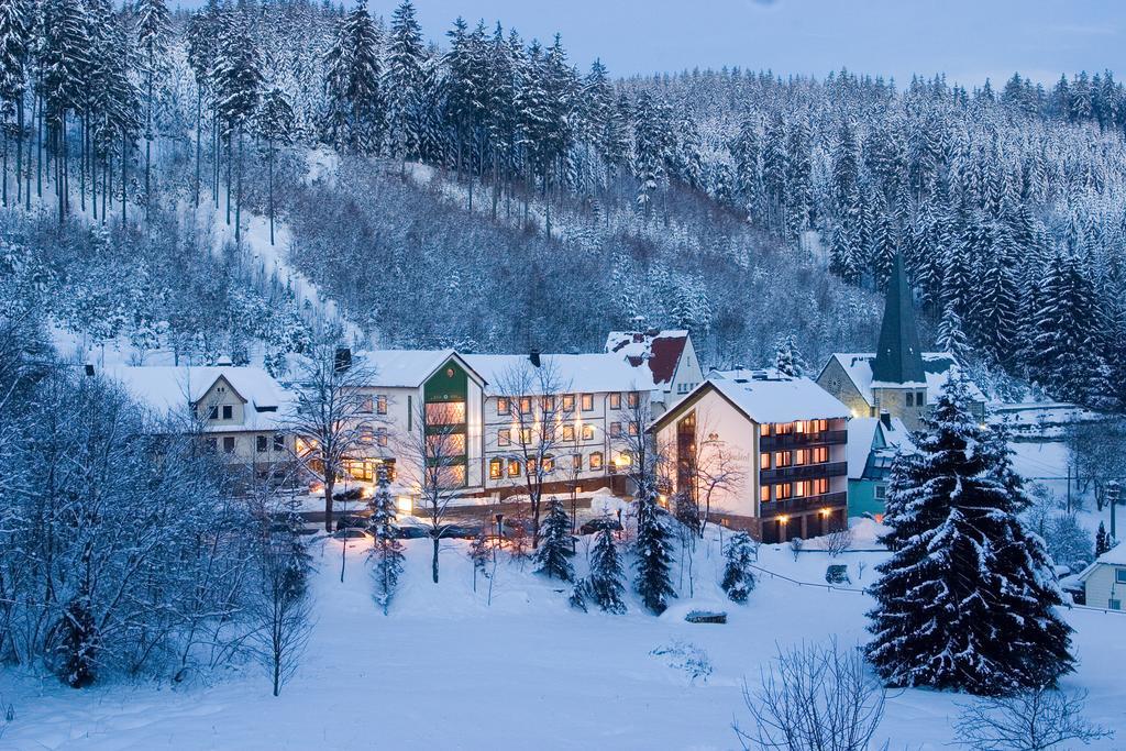 Gasthof Rodachtal Mit Gaestehaus Katharina Schwarzenbach am Wald ภายนอก รูปภาพ